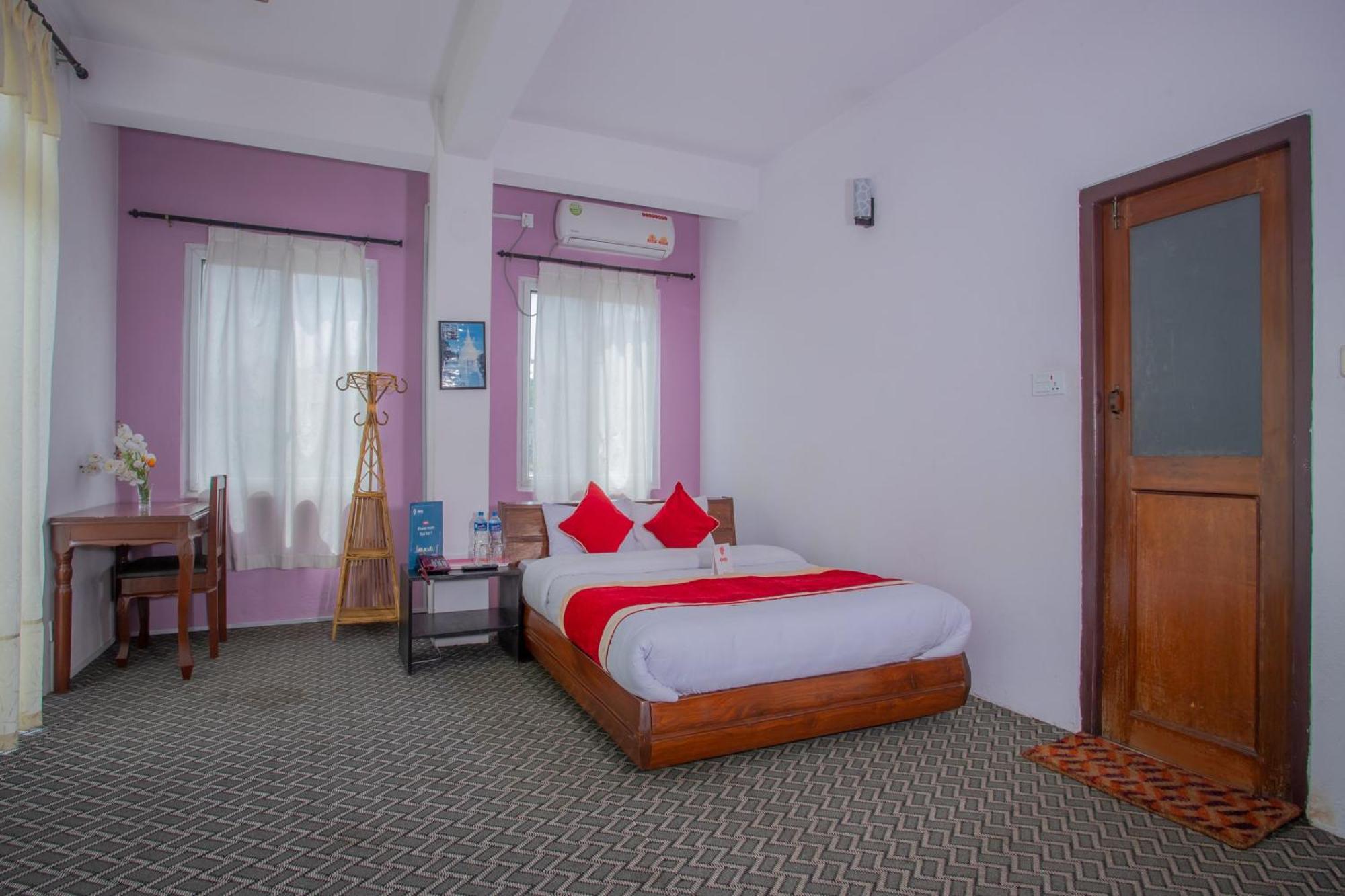 OYO 135 Lost Garden Apartment&Guest House Kathmandu Exterior foto